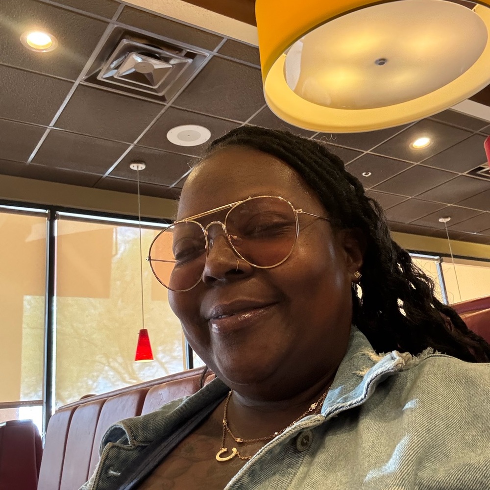 Meet your Posher, Quiana (Q)
